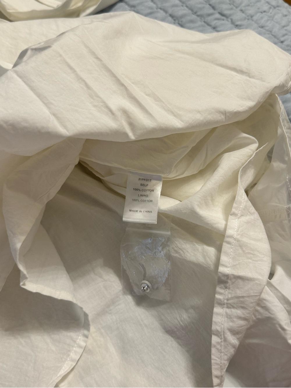 HUNTER BELL White Puff-Sleeve V-Neck Noah Mini Dress - Picture 7 of 8